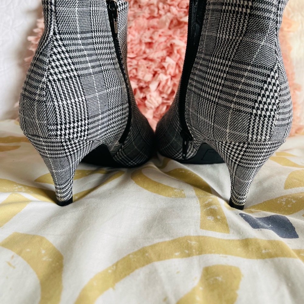 Booties - Picture 11 of 16
